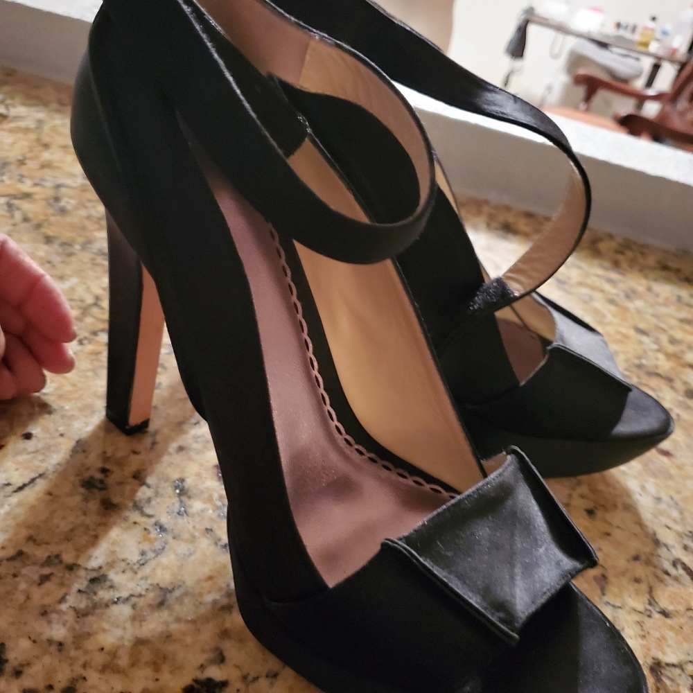 BEBE SATIN OPEN TOE HEELS